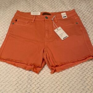 Judy Blue shorts. Size Large. NWT